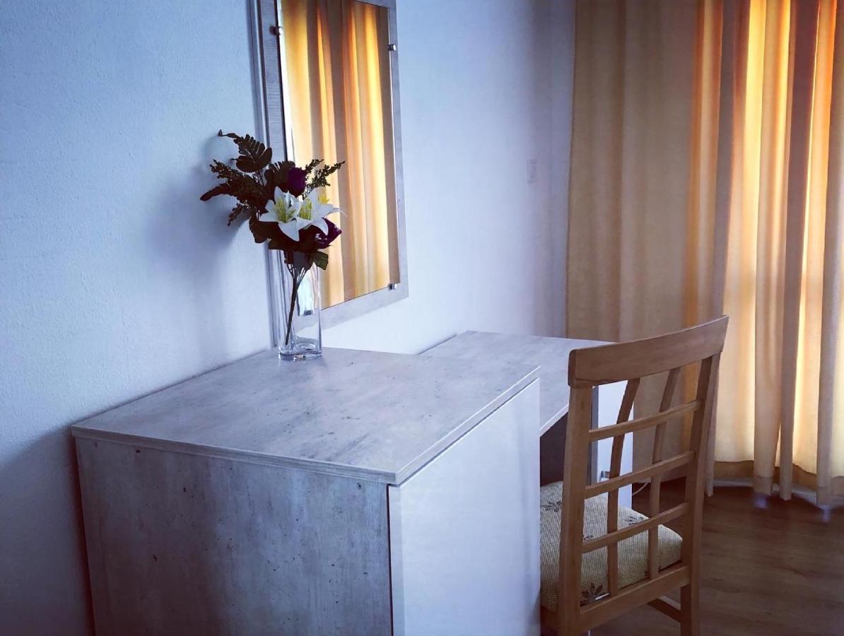 Guest Rooms Southern Nights Varvara  Buitenkant foto